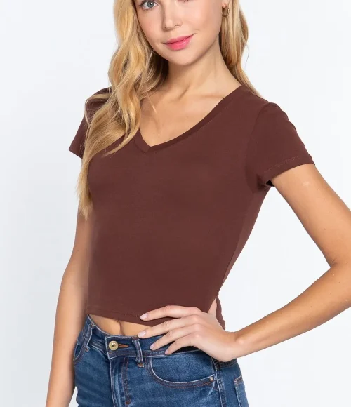 Madelly_Polo_Básico_Cuello_V_MC